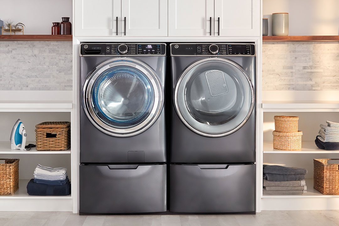 Washer and dryer set